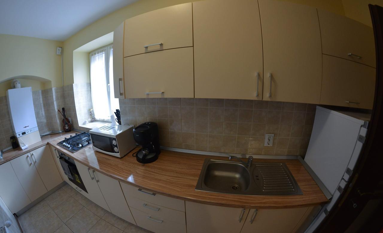 Apartment Luca Poarta Schei Брашов Экстерьер фото