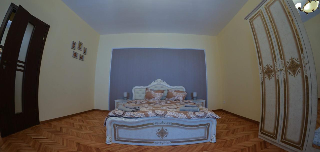 Apartment Luca Poarta Schei Брашов Экстерьер фото